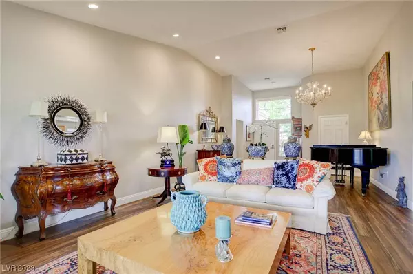 2733 Showcase Drive, Las Vegas, NV 89134