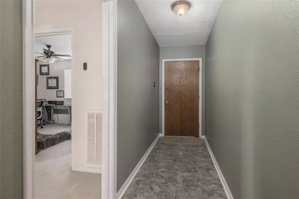 4414 Jamaica LN, Pasadena, TX 77505