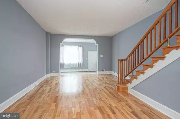 2022 E PACIFIC ST, Philadelphia, PA 19134