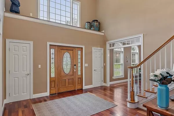 26 Brundrett Ave, Andover, MA 01810