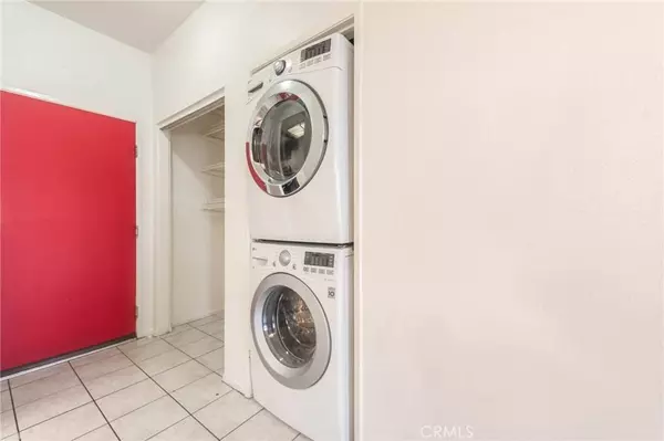 19350 Sherman Way #121, Reseda, CA 91335