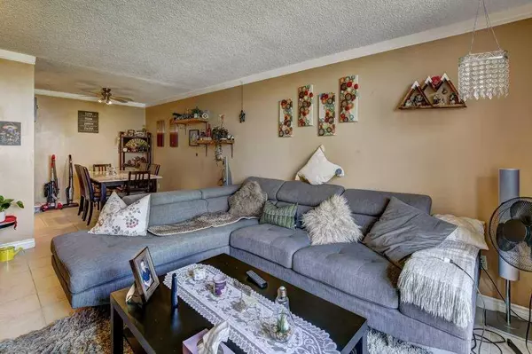 631 30 McHugh CT NE, Calgary, AB T2E 7X3