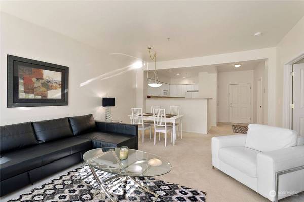 2244 132nd AVE SE #B113, Bellevue, WA 98005