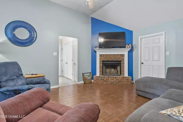 602 Rhonda Lane, Ocean Springs, MS 39564