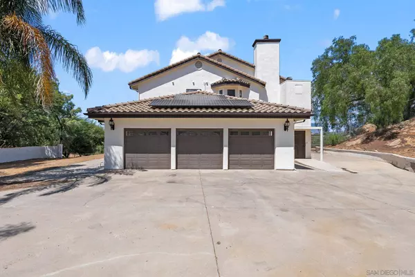 30077 Alta Mira Ln, Valley Center, CA 92082