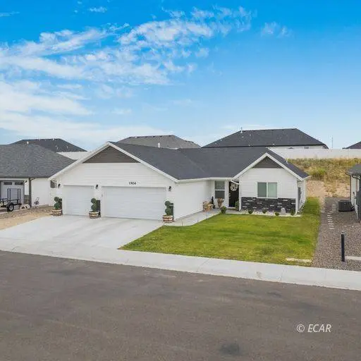 1926 Pheasant DR, Elko, NV 89801