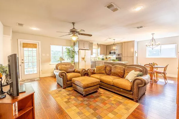 412 W Alta Vista Street, Sherman, TX 75092