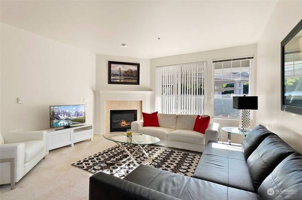 2244 132nd AVE SE #B113, Bellevue, WA 98005