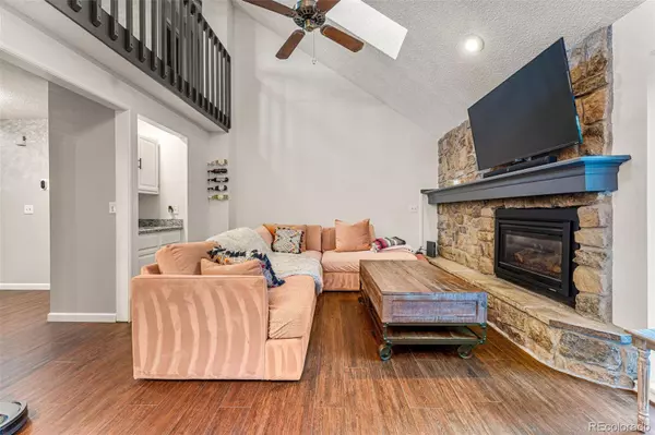 6942 W 81st AVE, Arvada, CO 80003