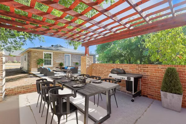 113 Wheeler Street, Weatherford, TX 76086