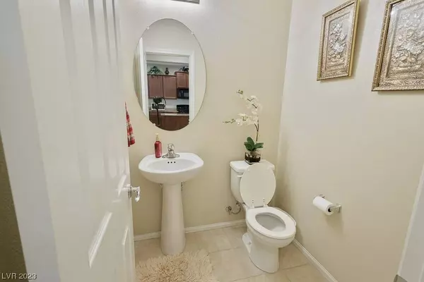 5454 Gold One Lane, Las Vegas, NV 89122