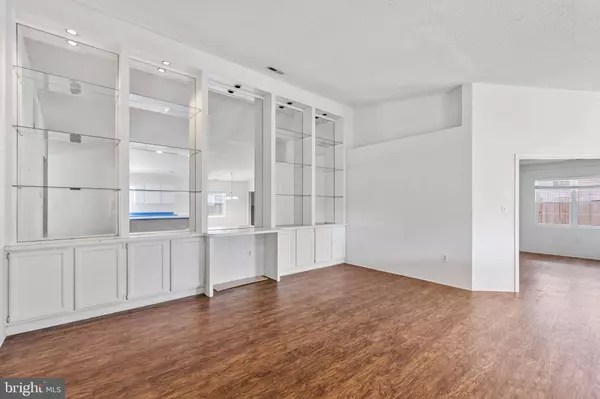 9821 KEYSER POINT RD #8D1, Ocean City, MD 21842