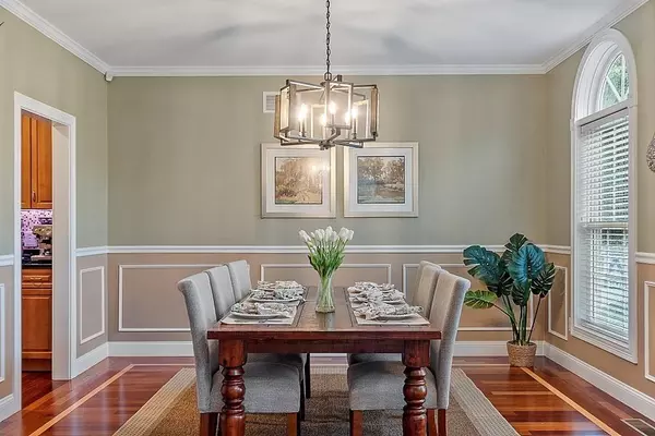 26 Brundrett Ave, Andover, MA 01810