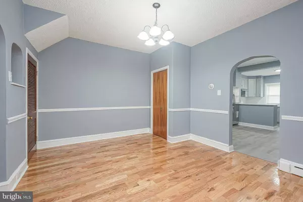 2022 E PACIFIC ST, Philadelphia, PA 19134