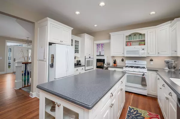 4710 Birdie LN NW, Rochester, MN 55901