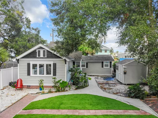 917 7TH ST N, St Petersburg, FL 33701