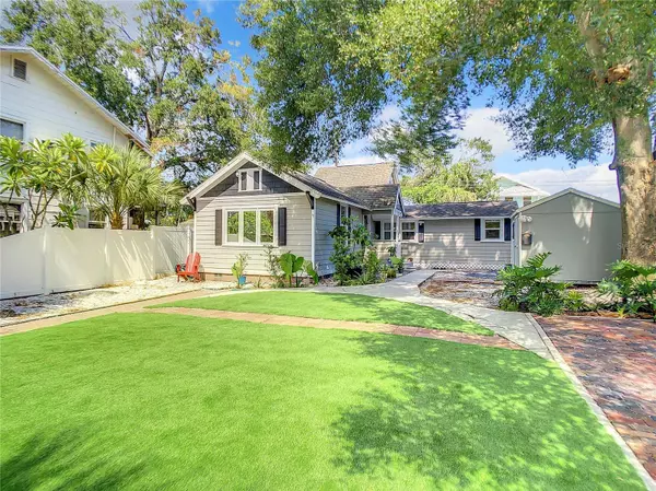 917 7TH ST N, St Petersburg, FL 33701