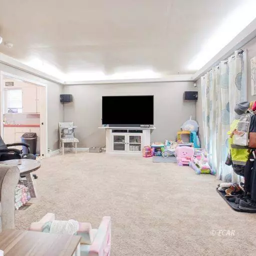 841 Pine ST, Elko, NV 89801