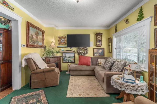 2712 E Columbia Ave, Spokane, WA 99208