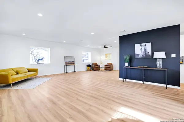 524 CURTISS AVE, Schertz, TX 78154-1915