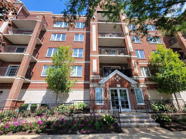 124 W Colfax ST #208, Palatine, IL 60067