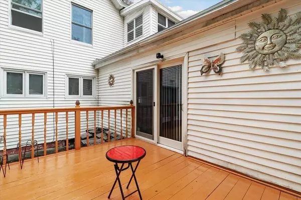 60 Granite St, Fitchburg, MA 01420