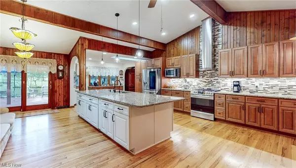 6171 Beach RD, Wadsworth, OH 44281