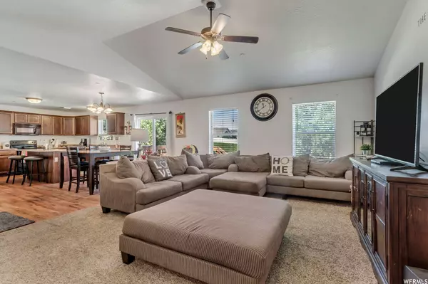 1613 BEAR HOLLOW LN, Elk Ridge, UT 84651