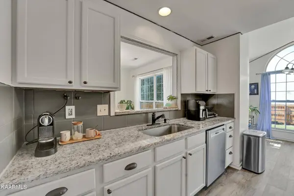 8141 Spring Haven LN, Knoxville, TN 37919