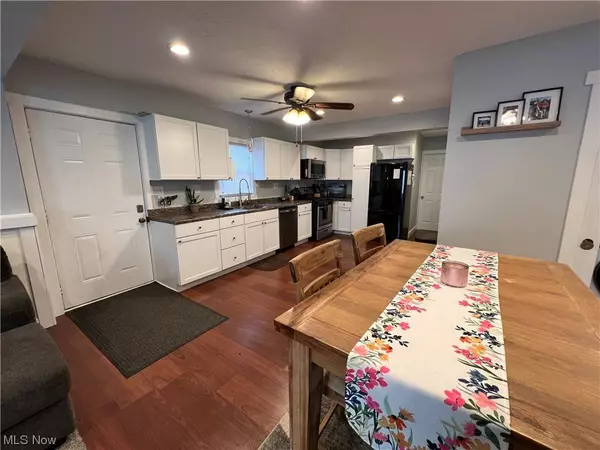 7559 Macedonia RD, Bedford, OH 44146