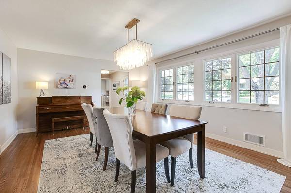 10701 York AVE S, Bloomington, MN 55431