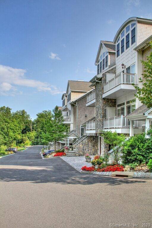 10 Trout Creek Road #10, Shelton, CT 06484