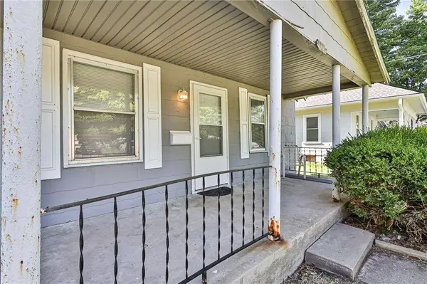 1418 S Appleton AVE, Independence, MO 64052