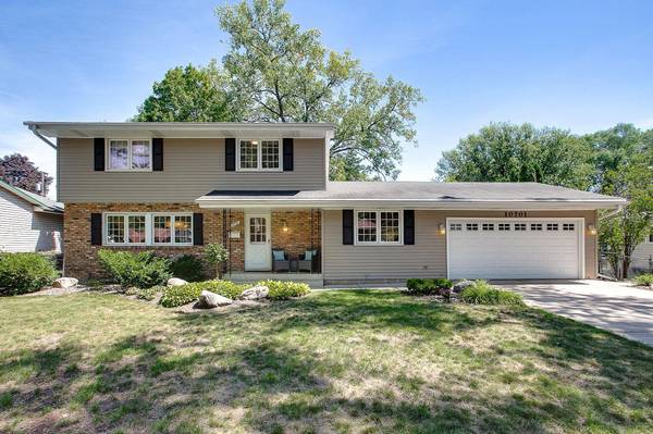 10701 York AVE S, Bloomington, MN 55431