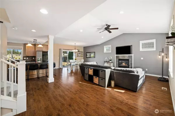 1719 Burlwood WAY, Lynden, WA 98264