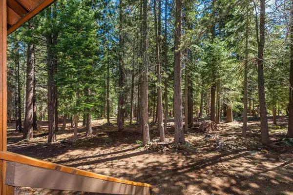 12297 Schussing Way, Truckee, CA 96161