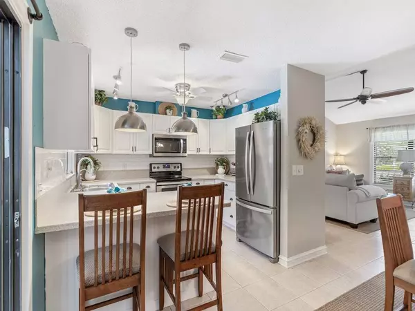 5945 24th ST, Vero Beach, FL 32966