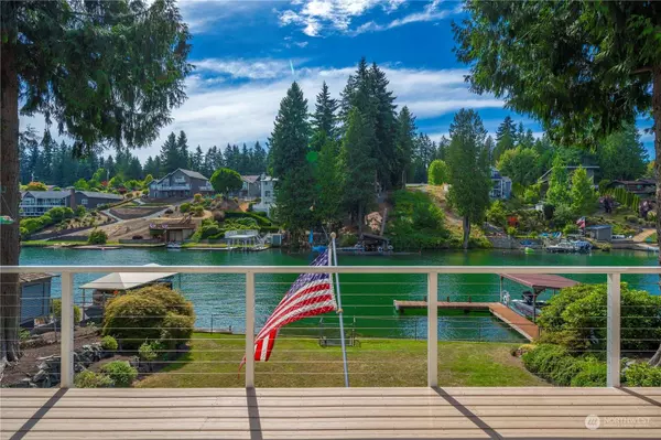 3622 Deer Island DR E, Lake Tapps, WA 98391