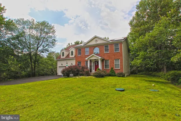 173 ASH DR, Long Pond, PA 18334