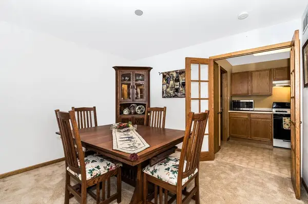 2019 Clover Lane, Woodridge, IL 60517