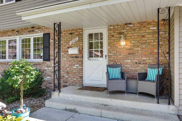 10701 York AVE S, Bloomington, MN 55431