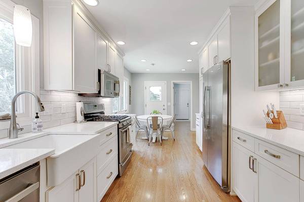 10701 York AVE S, Bloomington, MN 55431