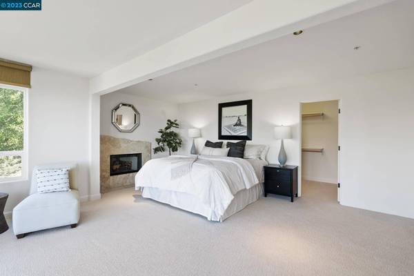 6730 Elverton Dr, Oakland, CA 94611