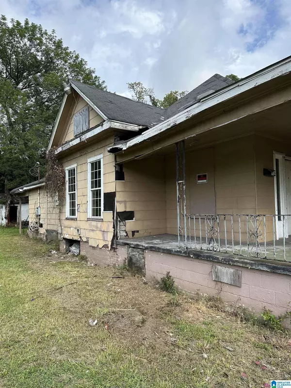 916 51ST STREET N, Birmingham, AL 35212