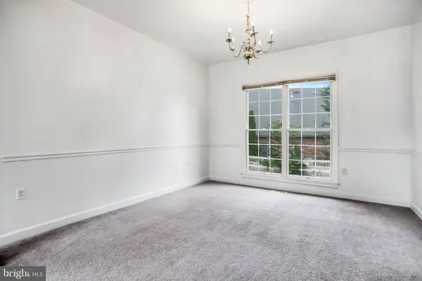 1016 BEXHILL DR, Frederick, MD 21702