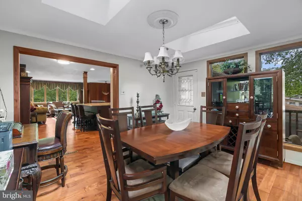 112 WOODLAND AVE, Medford, NJ 08055