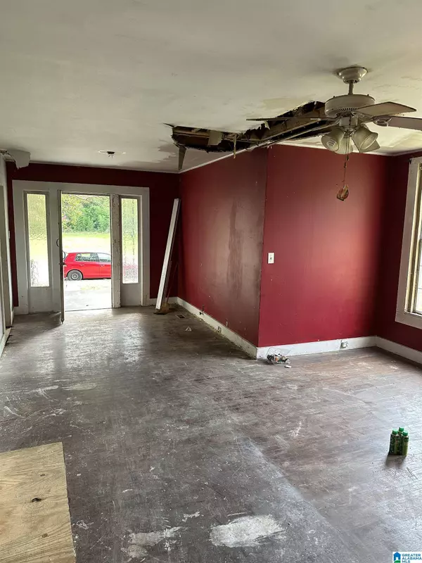 916 51ST STREET N, Birmingham, AL 35212