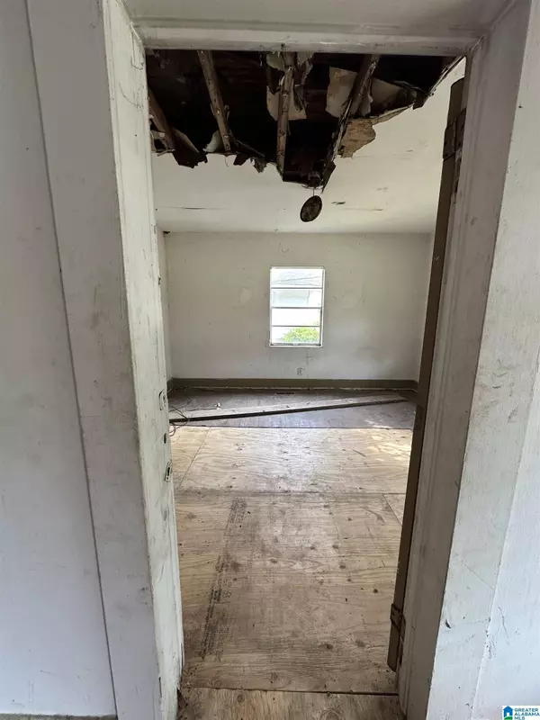 916 51ST STREET N, Birmingham, AL 35212