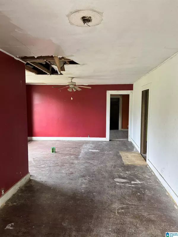 916 51ST STREET N, Birmingham, AL 35212