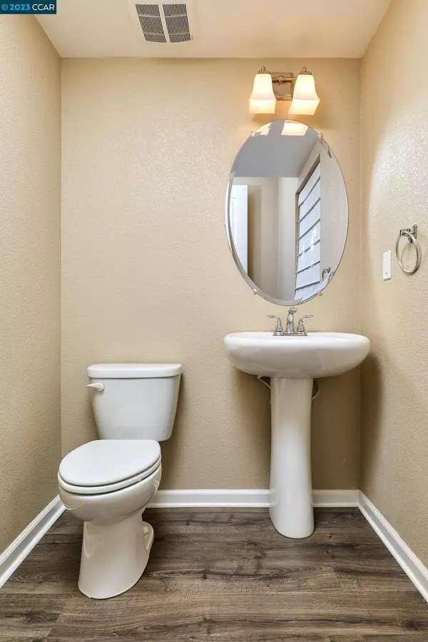 1748 Palacio Dr, Pittsburg, CA 94565